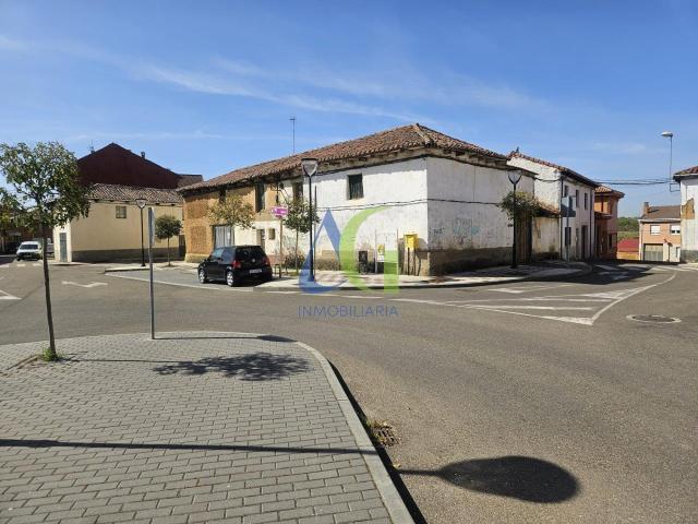 Casa en venta en Villaquilambre, Castilla y León
