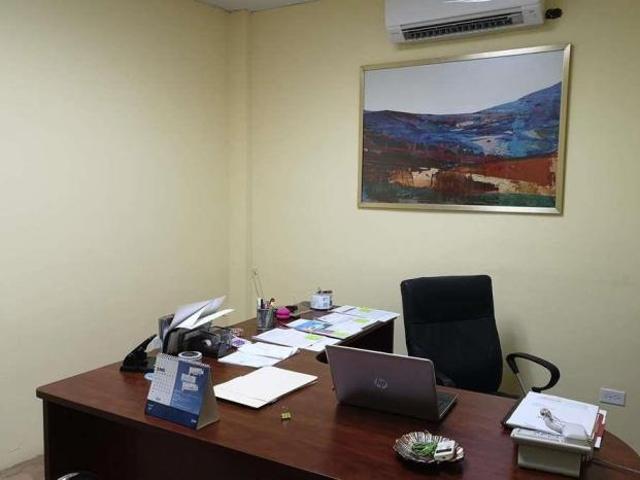 Se vende casa para uso comercial bethania camino real