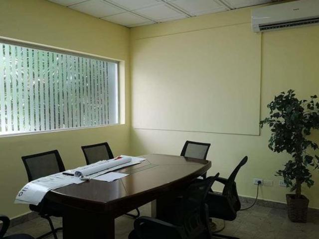 Se vende casa para uso comercial bethania camino real