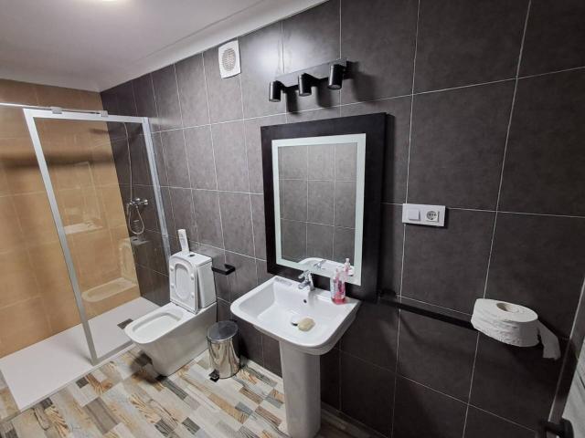Casa en venta en Ourense, Galicia