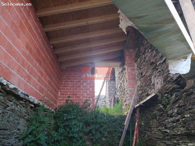 Casa en venta en Coeses, Lugo