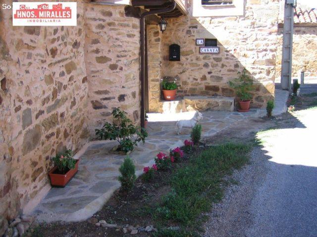 Casa en venta en Santiago Millas, Castilla y León
