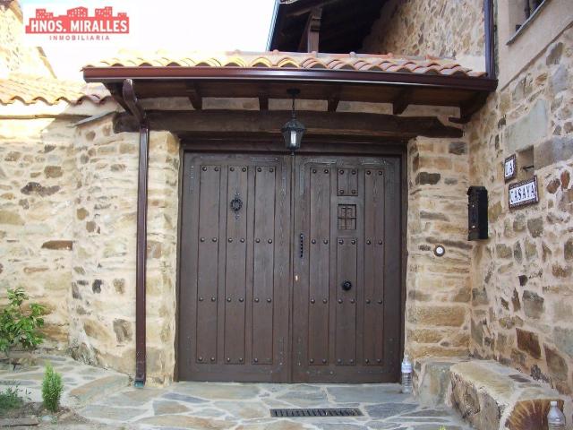 Casa en venta en Santiago Millas, Castilla y León