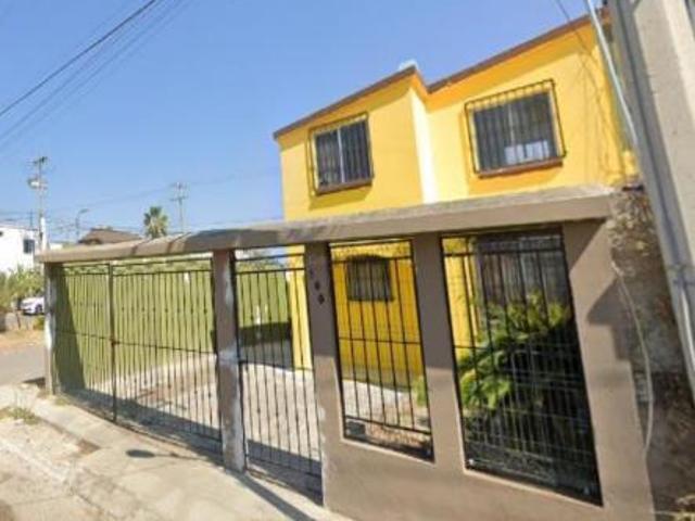 SE VENDE CASA ubicada en COAHUILA