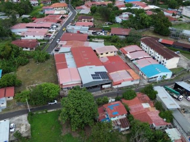 Se vende casa y galera en llano bonito, juan diaz