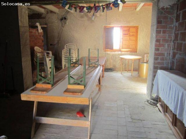 Casa en venta en Cecilia Bartolomé (Mujeres Libres), l'Alt Vinalopó / El Alto Vinalopó