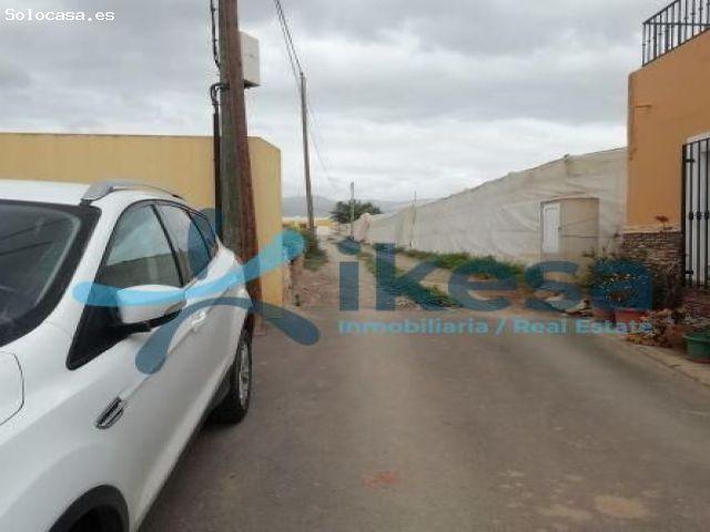 Casa en venta en Loma Cabrera, Almería