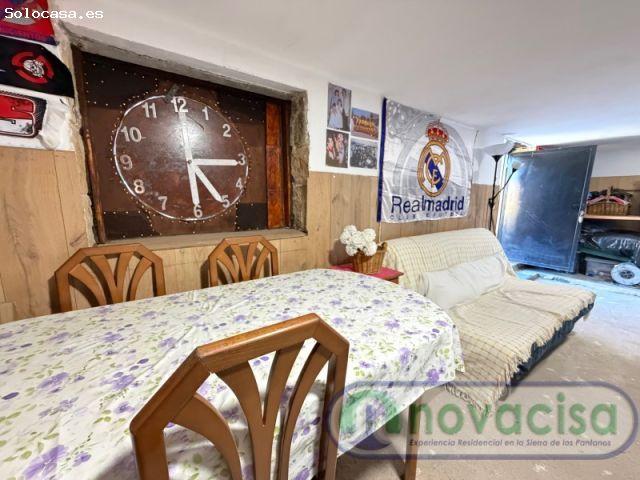 Casa en venta en Cenicientos, Madrid