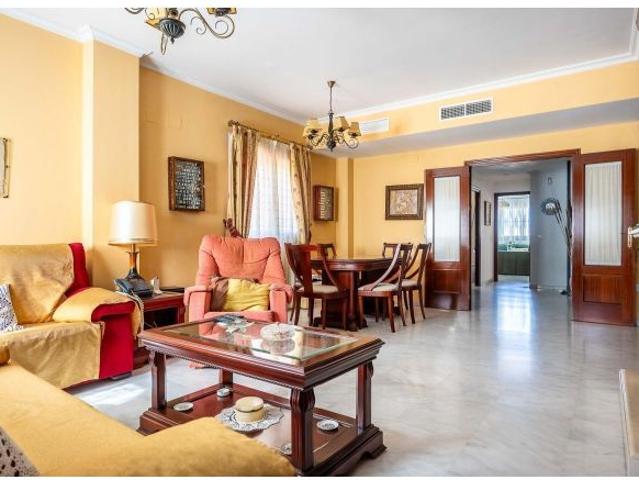 Casa en venta en Cavaleri, Mairena Del Aljarafe