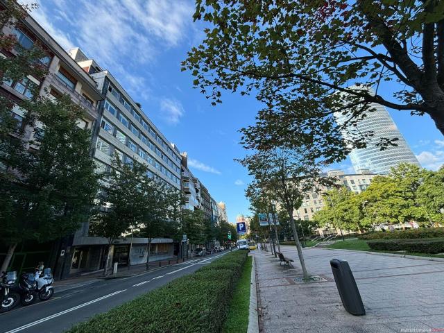Oficina en venta en Abando, Bilbao