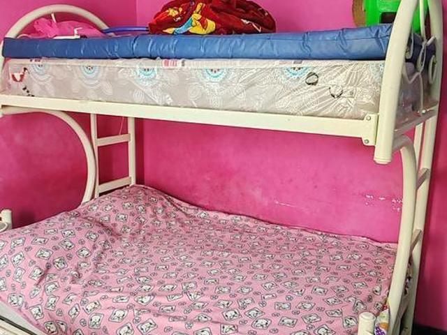 SE VENDE DEPARTAMENTO TERCER PISO EN COMAS EXCELENTE UBICACION