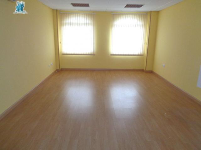 Oficina en venta en Margallo, Cáceres
