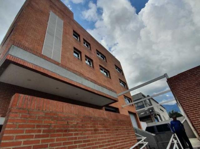Edificio en venta en Leoncio Martínez, Miranda