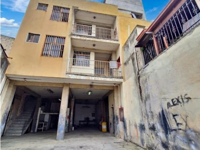 Edificio en venta en Los Teques, Miranda