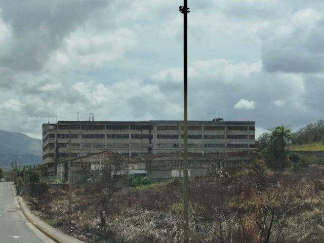 Galpón en venta en Las Barrancas, Parroquia Guatire