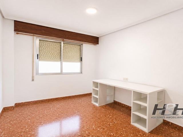 Piso en venta en l'Horta Nord, Valencia