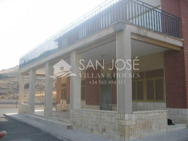 Casa en venta en el Vinalopó Mitjà / El Vinalopó Medio, Valencia