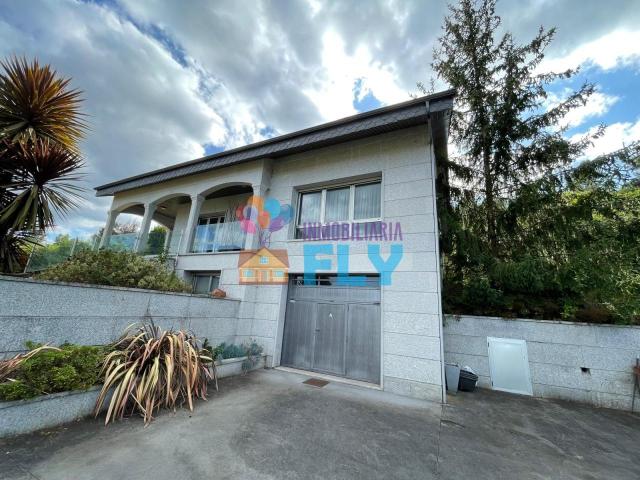 Casa en venta en Piñor, Ourense