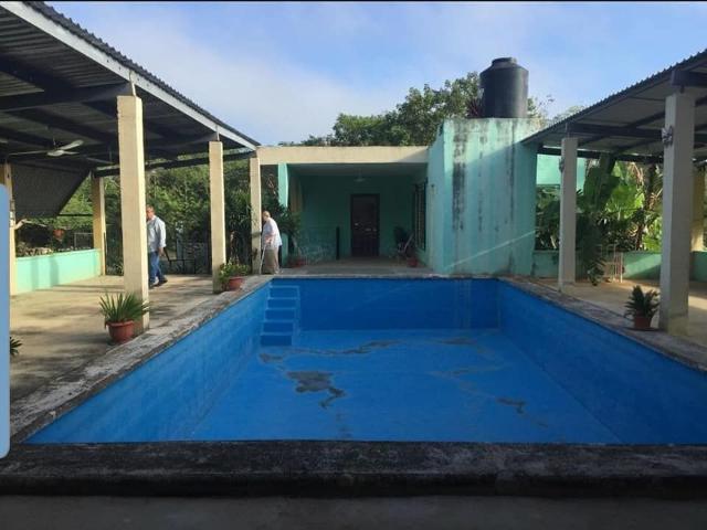Edificio en venta en Umán