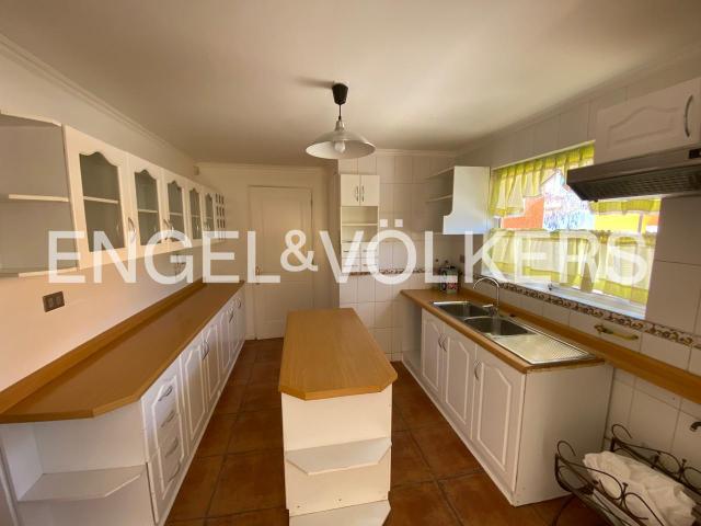 Se vende fabulosa casa en seguro condominio
