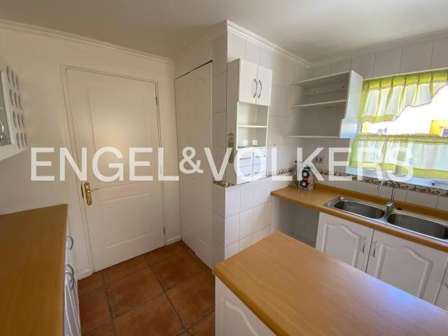 Se vende fabulosa casa en seguro condominio