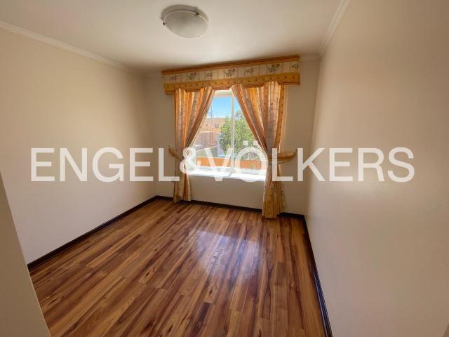 Se vende fabulosa casa en seguro condominio