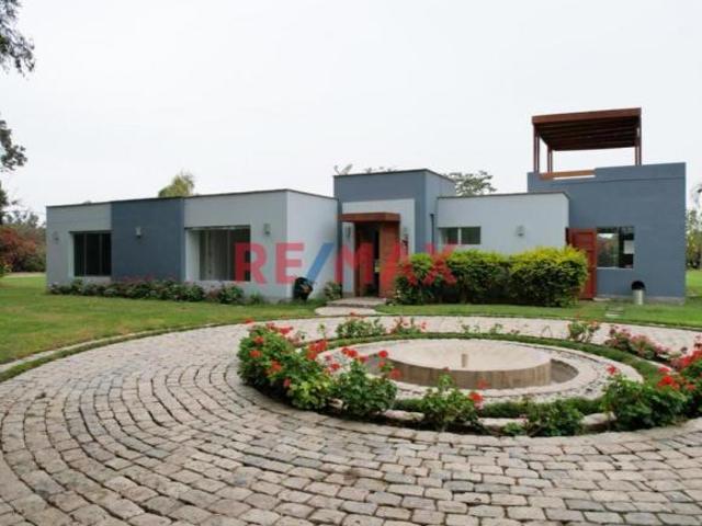 Casa venta en El Carmen, Ica