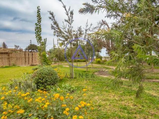 SE VENDE HERMOSA CASA DE DOS PISOS EN CONDOMINIO PRIVADO HUACHO