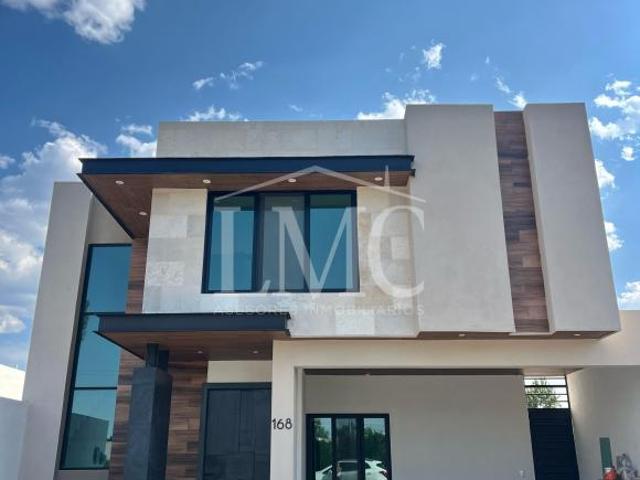 Casa En Condominio en venta en Saltillo, Coahuila