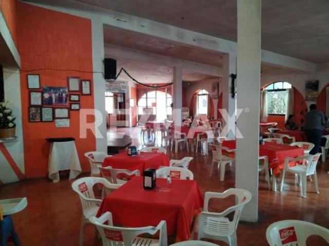 Se vende Inmueble Comercial en Periférico Sur