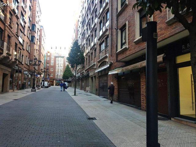 Local Comercial en venta en El Milán, Oviedo