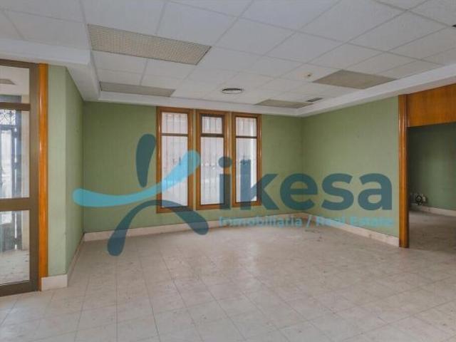 Local Comercial en venta en 500 Viviendas, Almería