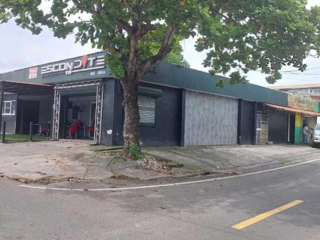 Se vende Local Comercial: Plaza Bar en Pedregal