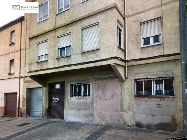 Local Comercial en venta en Armunia, León
