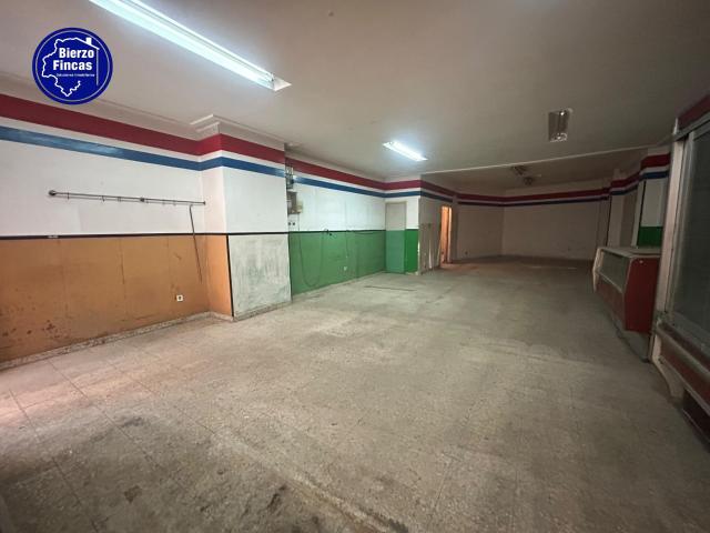 Nave en venta en Ponferrada, León