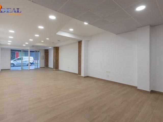 Local Comercial en venta en Centro, Comarca de la Vega de Granada