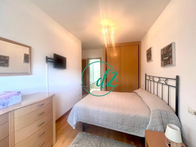 Piso en venta en O Vinteún, Ourense