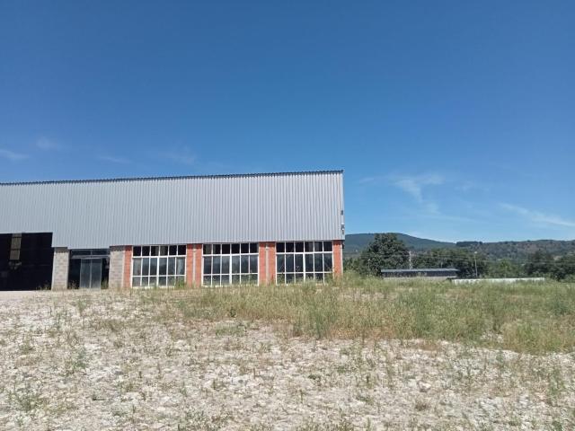 Nave en venta en Toreno