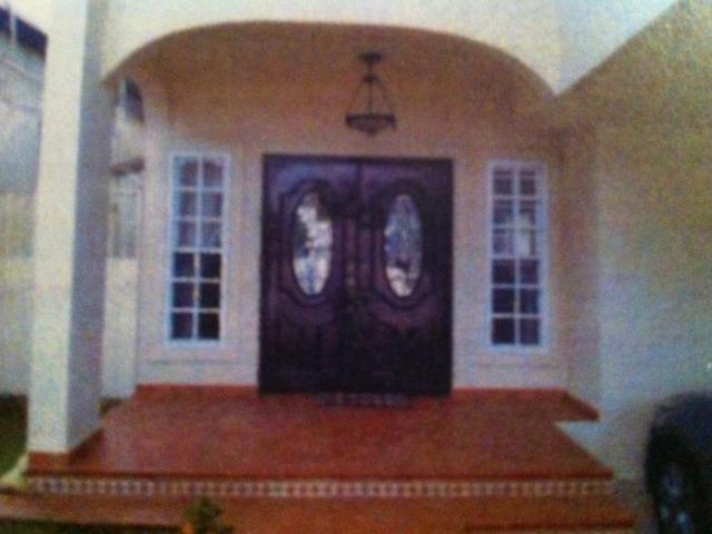 Se vende o alquila casa a excelente precio