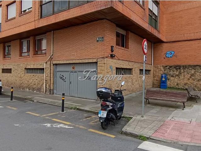 Garaje en venta en Getxo, Aiboa