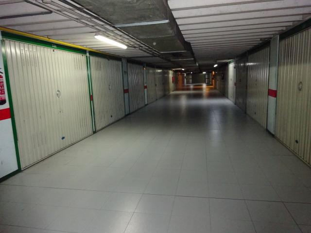 Garaje en venta en Santurtzi, Kabiezes