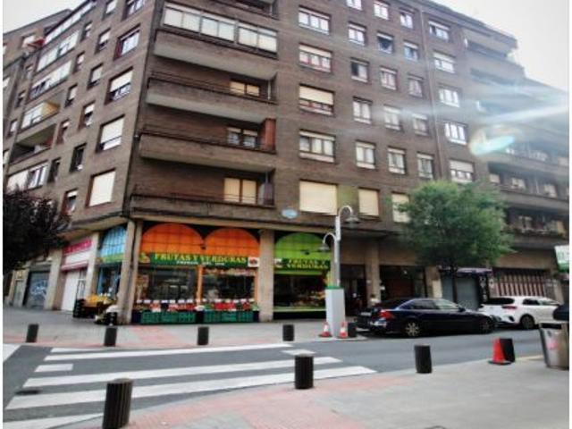 Local Comercial en venta en Errekalde, Bilbao