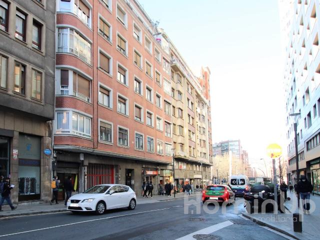 Garaje en venta en Ibaiondo, Bilbao