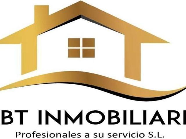 Local Comercial en venta en Fuentealbilla, Castilla-La Mancha