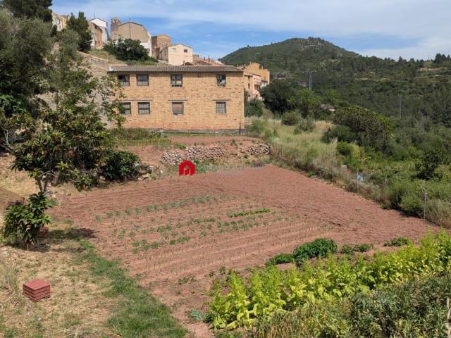 Terreno en venta en Alfara De Carles, Tarragona