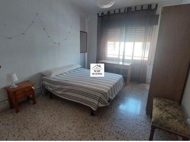 Piso en venta en Distrito 2, Albacete