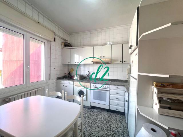 Piso en venta en Mariñamansa, Ourense