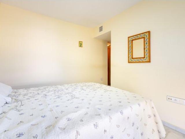 Piso en venta en Retamar, Almería