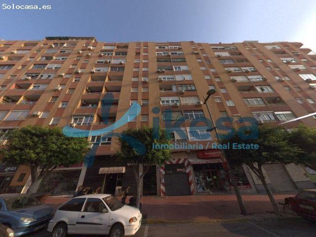 Piso en venta en Los Ángeles, Almería