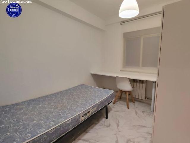 Piso en venta en San Lorenzo - La Palomera - San Mamés, León